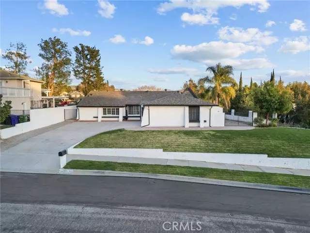 Simi Valley, CA 93065,2804 Big Sky Place