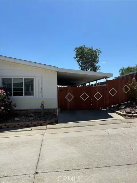 1030 E Avenue S #21, Palmdale, CA 93550