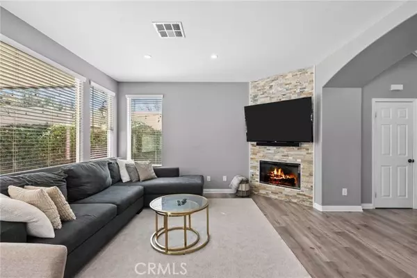 Canyon Country, CA 91387,17656 Gladesworth Lane