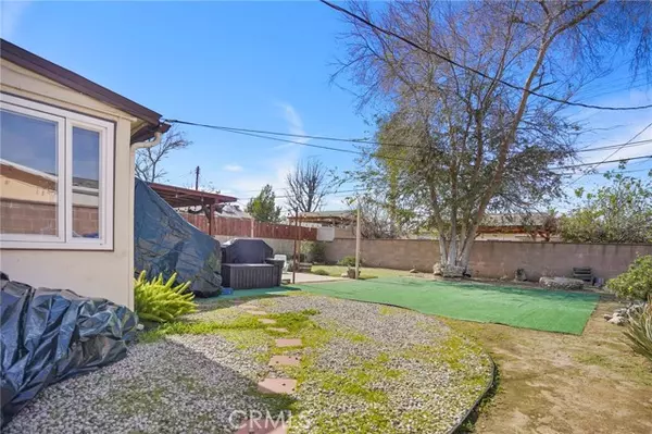 Panorama City, CA 91402,8219 Cantaloupe Avenue