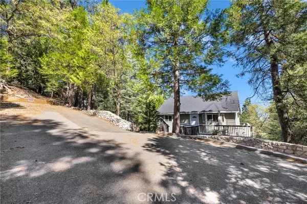 28679 Shenandoah Drive, Lake Arrowhead, CA 92352