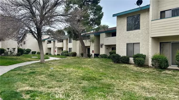 44418 15th Street #2, Lancaster, CA 93535