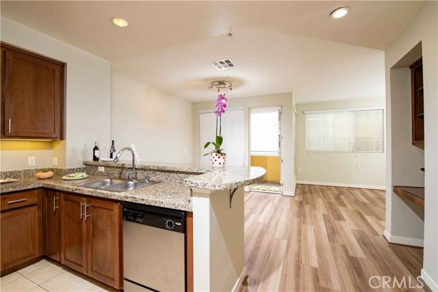 Woodland Hills, CA 91367,21301 Erwin Street #237