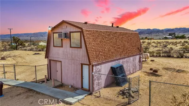 Joshua Tree, CA 92252,63625 Uranium Road