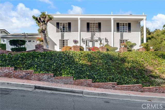 16717 Encino Hills Drive, Encino, CA 91436