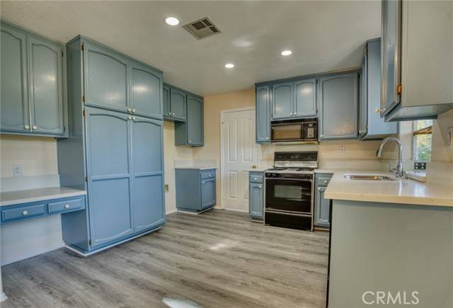 Lancaster, CA 93536,43954 Blue Sky Court