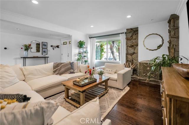 Thousand Oaks, CA 91360,67 Triangle Street