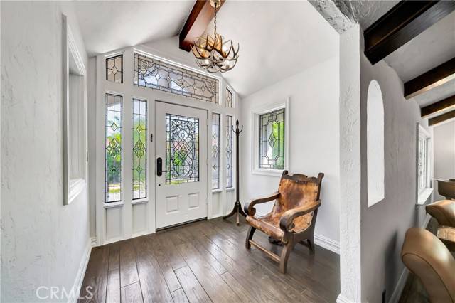 Tarzana, CA 91356,5441 Calvin Avenue