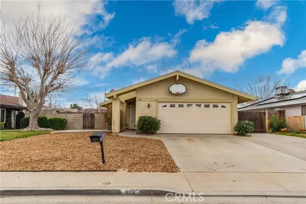 828 Landsford Street, Lancaster, CA 93535