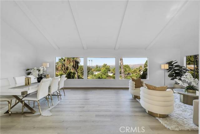 22497 Venido Road, Woodland Hills, CA 91364
