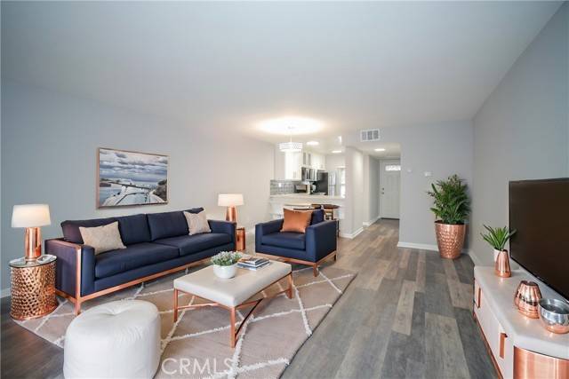 Canoga Park, CA 91303,7060 Shoup Avenue #199