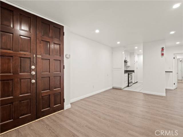 5334 Lindley Avenue #125, Encino, CA 91316