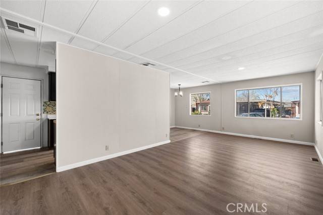 Palmdale, CA 93550,3255 E Avenue R #27