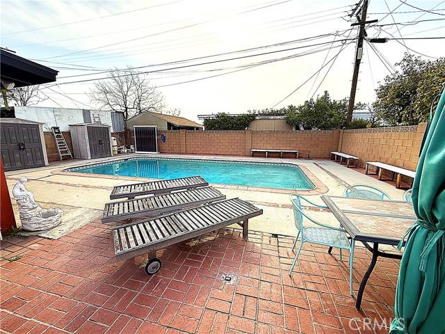 Sun Valley, CA 91352,7357 Cleon Avenue