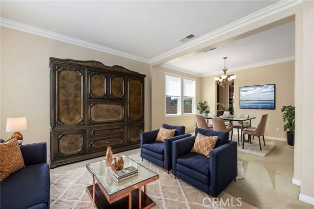 Chatsworth, CA 91311,9615 Hanna Ave