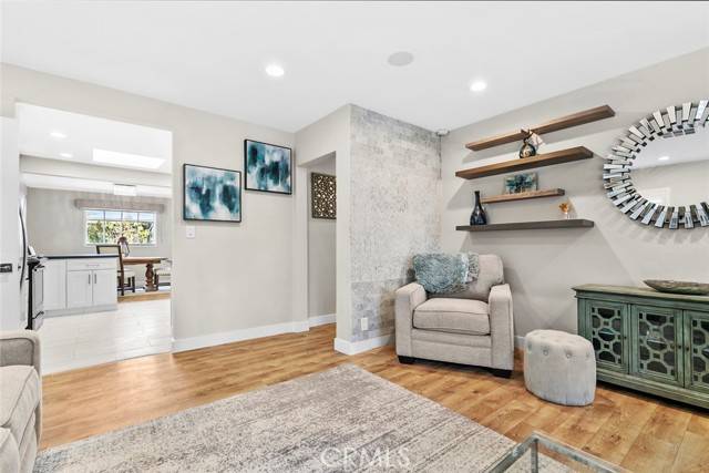Encino, CA 91316,5931 Jellico Avenue