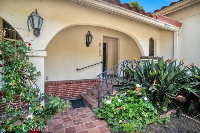 Los Angeles, CA 90068,2720 Outpost Drive