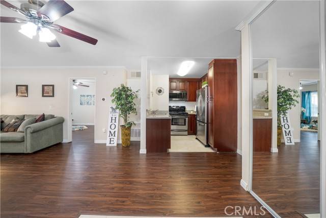 5535 Canoga Avenue #117, Woodland Hills, CA 91367