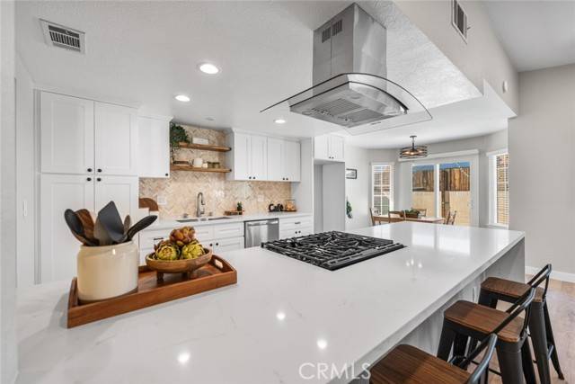 Palmdale, CA 93550,3329 E Avenue S3