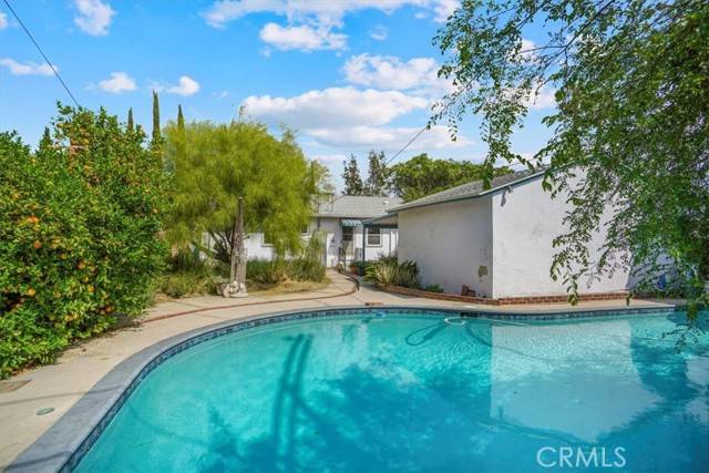 Van Nuys, CA 91406,7001 Lasaine Avenue