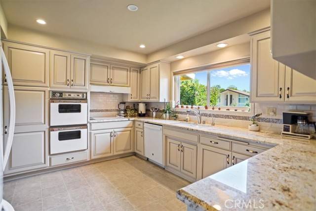 Northridge, CA 91324,10043 Donna Avenue
