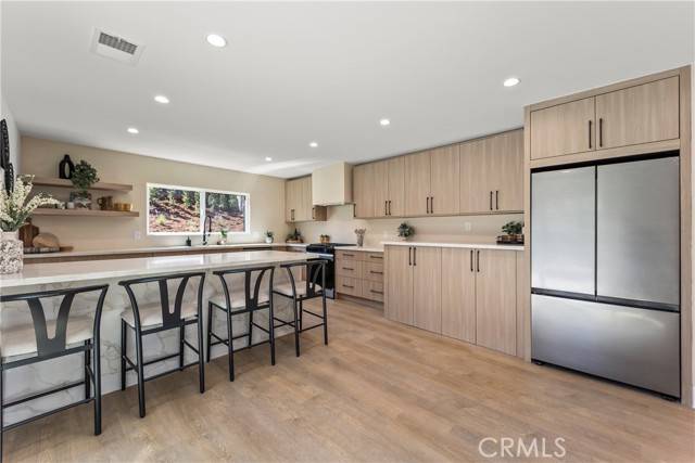 West Hills, CA 91307,6445 Neddy Avenue