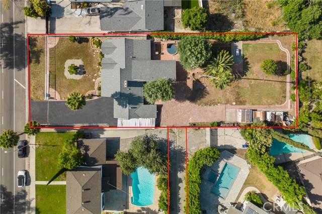 6520 Shoup Avenue, West Hills, CA 91307