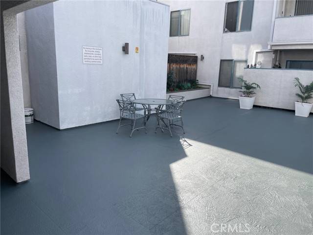 14610 Erwin Street #116, Van Nuys, CA 91411
