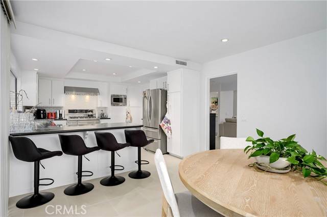 Westlake Village, CA 91361,1359 Southwind Circle