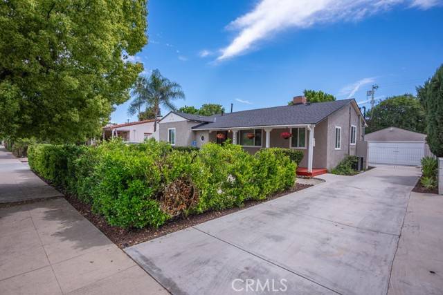 14030 Hamlin Street, Van Nuys, CA 91401