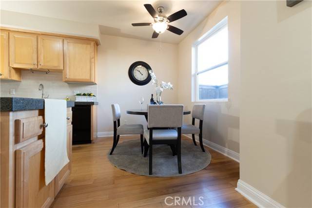 Canoga Park, CA 91303,7132 Farralone Avenue #206