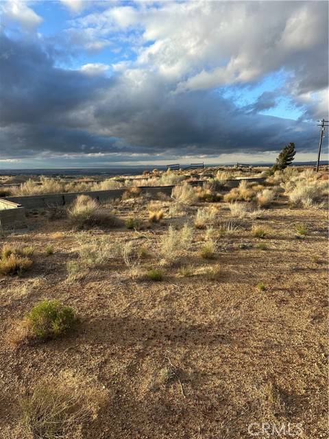 Palmdale, CA 93550,47 S 47 Th STE Ave V7