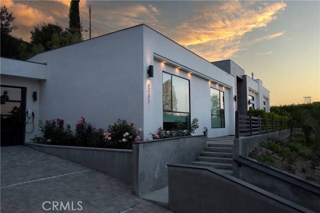 4737 Dunas Lane, Tarzana, CA 91356