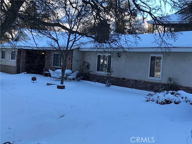 29450 Stallion Springs Drive, Tehachapi, CA 93561