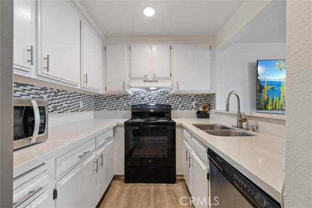 Los Angeles, CA 90020,435 S Virgil Avenue #225