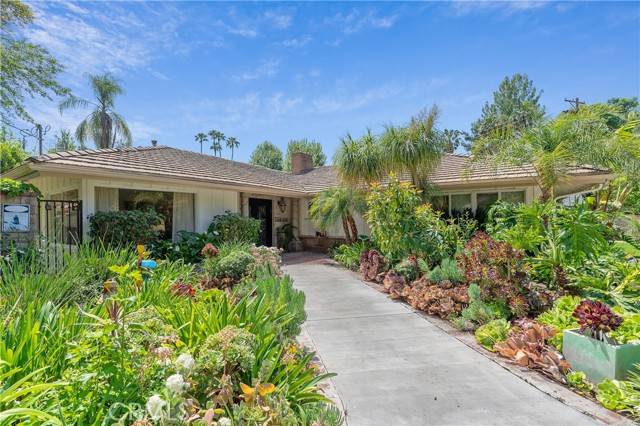 4807 Vanalden Avenue, Tarzana, CA 91356