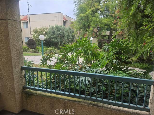 18307 Burbank Boulevard #7, Tarzana, CA 91356