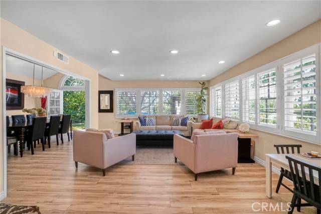 Woodland Hills, CA 91364,20300 Delita Drive