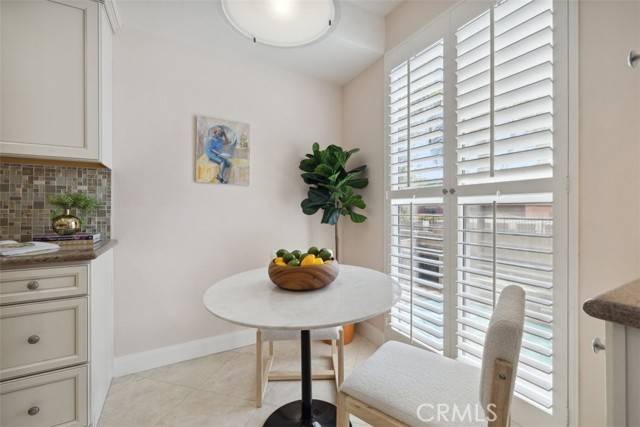 Encino, CA 91316,4949 Genesta Avenue #208