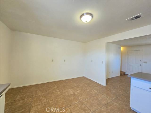California City, CA 93505,8318 Dogbane Avenue #E