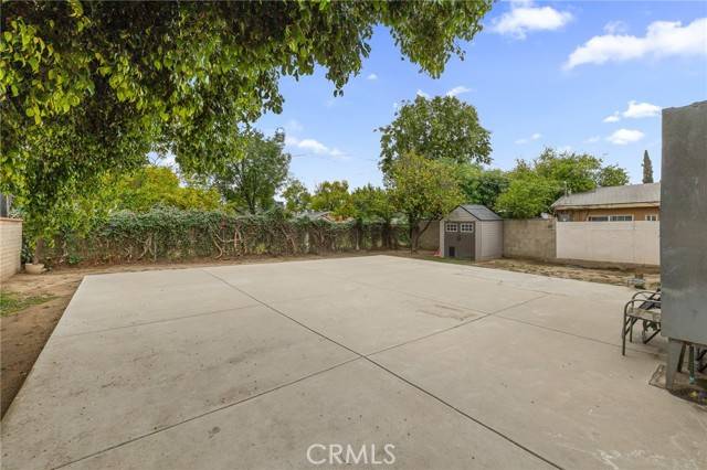 Panorama City, CA 91402,8036 Hazeltine Avenue