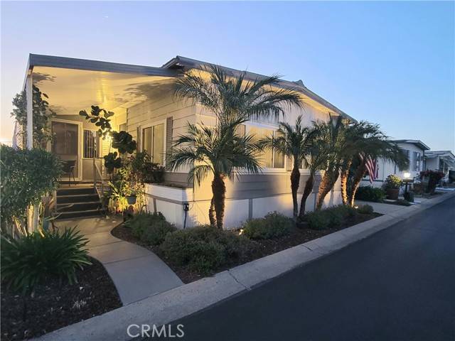 1506 Oak #55, Vista, CA 92084