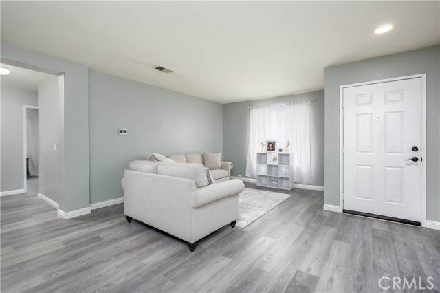 Lancaster, CA 93534,45451 Pickford Avenue