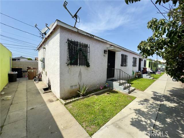 1104 W 87th Street, Los Angeles, CA 90044