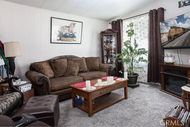 Lancaster, CA 93534,48303 20th #207