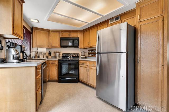 Chatsworth, CA 91311,21806 Mayan Drive