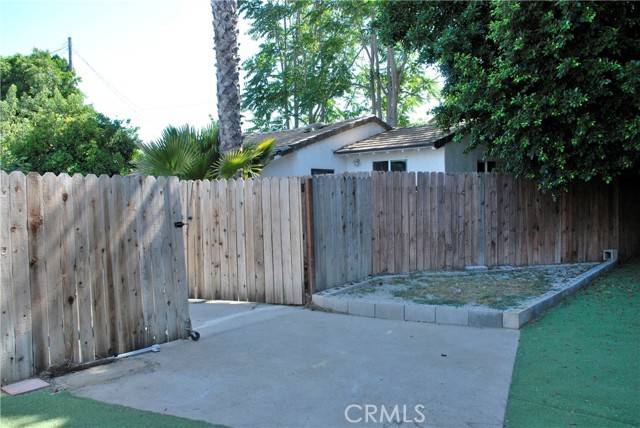 7055 Corbin Avenue, Winnetka, CA 91306
