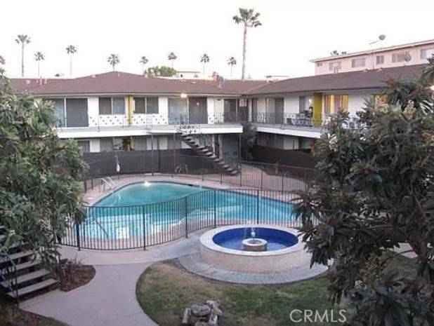 Encino, CA 91316,5168 Yarmouth #24