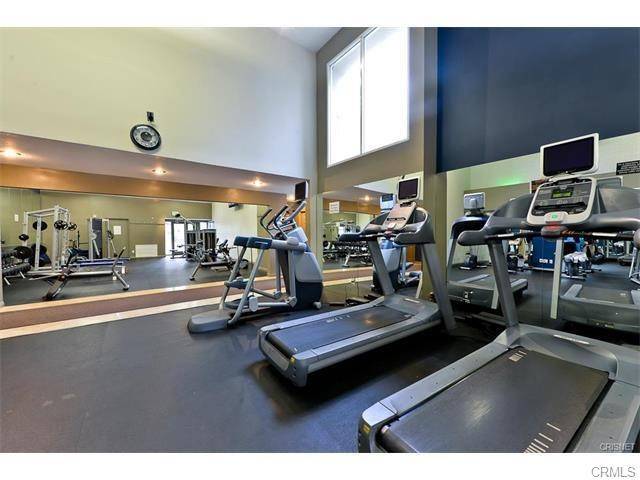 5510 Owensmouth Avenue #120, Woodland Hills, CA 91367