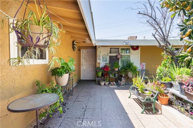 Canyon Country, CA 91351,27703 Walnut Springs Avenue